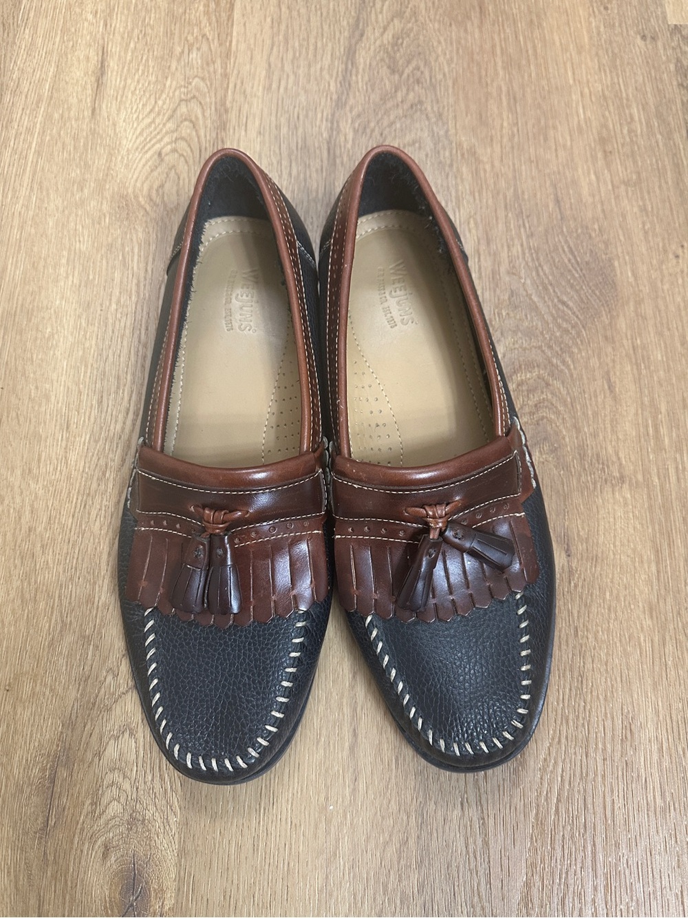 G.H. Bass Weejuns Two Tone Kiltie Tassel Loafers Men’s 11D